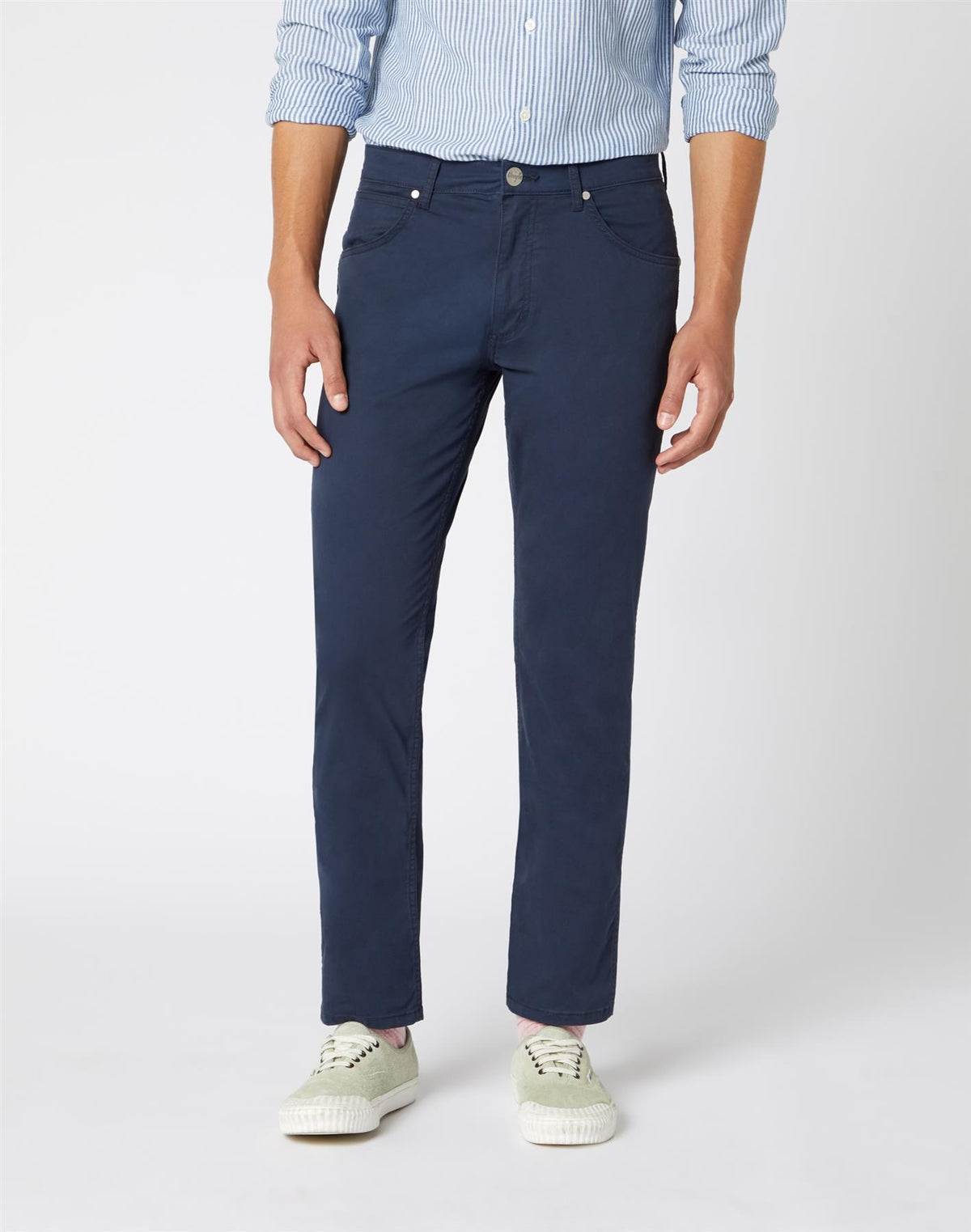 Wrangler Men's Greensboro Stretch Straight Leg Navy Chino (W15QWA114) Size 34 - 46 - 40 / Navy / 30